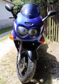 Suzuki GSX 600f Katana - 8