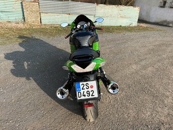 Kawasaki ZZR 1400, 142Kw - 8