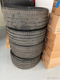 Prodám nové letní pneu Michelin na Mercedes E (W214) - 8