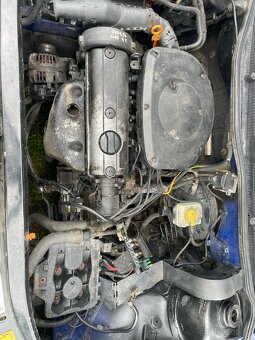 Škoda Octavia 1.6 - 8