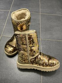 UGG zlaté - limitovaná kolekce - 8
