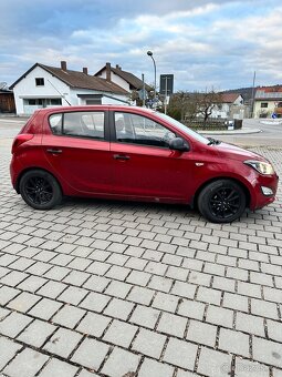 Hyunai i20 2014 - 92000 km, jeden majitel - 8