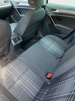 Volkswagen Golf 7 - 8