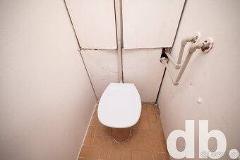 Prodej bytu 2+1 45 m2, Karlovy Vary - Rybáře, ev.č. 01663 - 8