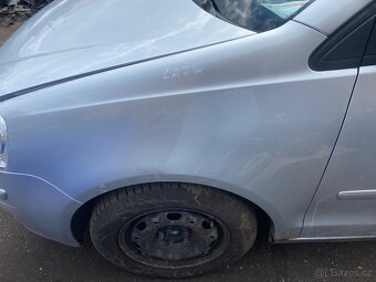 VW Polo,barva LA7W r.v.-2006 - 8