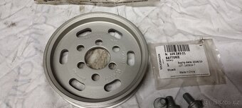 Servočerpadlo VW T5 a T6 s novou řemenicí - 8