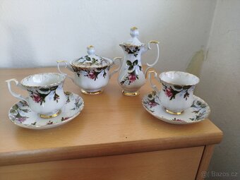 Různý porcelán keramika - 8