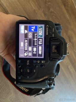 Set fotoaparátu Canon s objektivy a příslušenstvím - 8