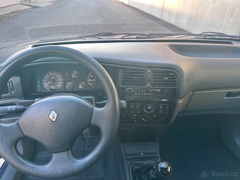 Renault 19 1992 - 8