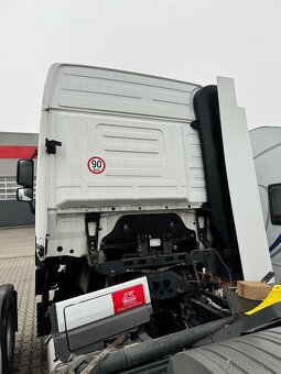 Dily Mercedes Actros 1844 - 8
