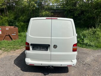 VW Transporter T5 1.9 TDi Long - 8