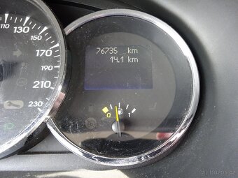 Renault Fluence 1.6i r.v.2010 (1.Majitel) DĚDICTVÍ - 8