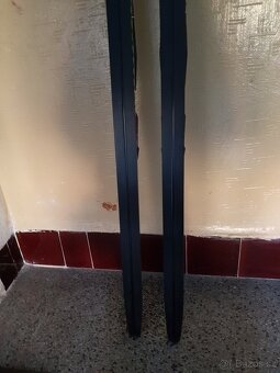 Prodám pěkné juniorské běžky SALOMON 151cm dlouhé. - 8