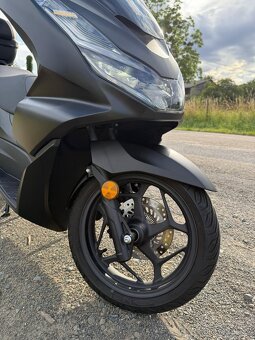 Honda PCX 125 - 8