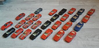 autíčka - modely Bburago 1/43 starší - 8