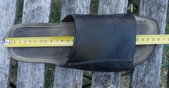 Kožené šľapky Kickers na nohu 43 - 8