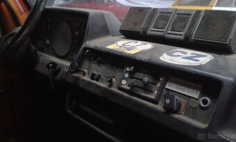 MERCEDES-BENZ 207D....208D - 8