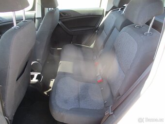 ŠKODA YETI 1,2TSi 77kw Ambiente bez koroze 04/2014 - 8