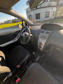 Toyota Yaris 1.0 2007 - 8