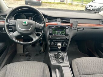Škoda Superb Combi II Elegance 2,0TDI 125kW 4x4 - 8