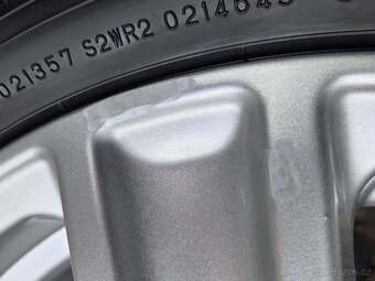 Zimní sada Toyota RAV4 16" 5x114,3 pneu 235/60/16 - 8
