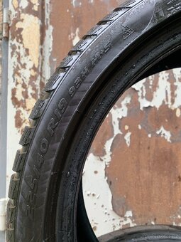 2ks 225/40/19 Pirelli/2022/93H/zimní pneu 7m - 8