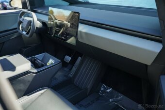 2024 Tesla Cybertruck Crew Cab AWD 123 kWh - 8