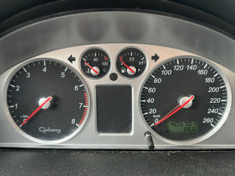 Ford Galaxy 2.3 benzín 2005, 7míst -  opravu brzd nutná - 8