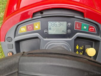Zahradní traktor XHTY 240 4WD - 8