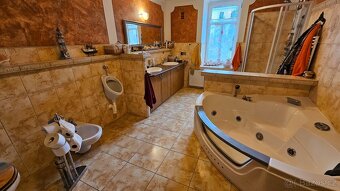 Rodinný dům 400 m2 u Kynšperku - 8