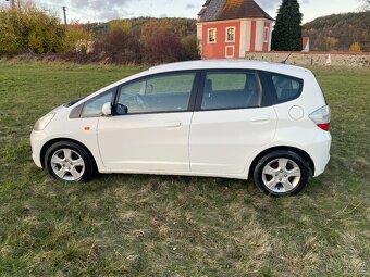 Honda jazz 1.2i 66kw,rok:12/2010,naj:129tkm,klima,alu - 8