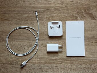 iPhone XS 64 GB zlatý - 8