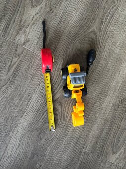 Šroubovací hračky- letadlo a bagr - 8