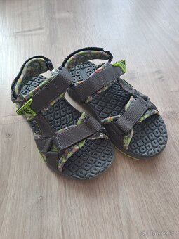 Dětské botasky, sandále, přezůvky, zateplené různé velikosti - 8