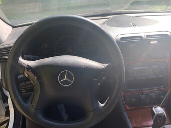 Mercedes Benz C 200 CDI kombi - 8