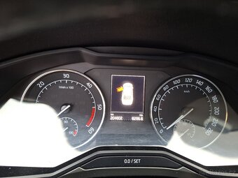 Škoda Superb 3 2.0.tdi 140Kw 4x4 DSG - 8
