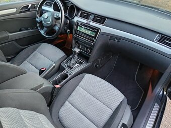 Škoda Superb 2 2.0TDI 103kw DSG 5/2012 původ ČR - 8