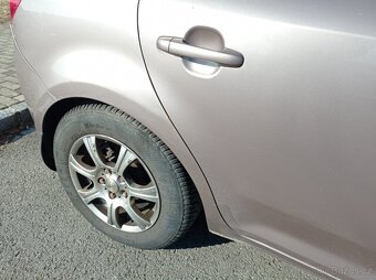 Kia Ceed 1,4 benzín STK do 2-26 - 8