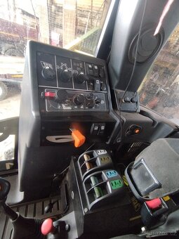 JCB Fastrac 2170 - 8