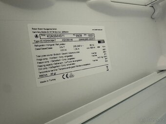 Lednice s mrazákem Bosch (104) - 8