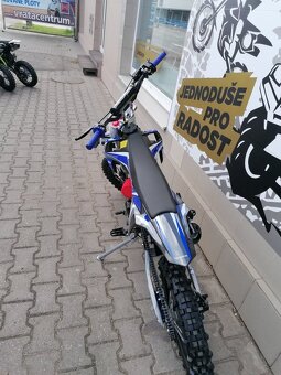 Pitbike Shark 125cc 17/14 E-start modrá - 8