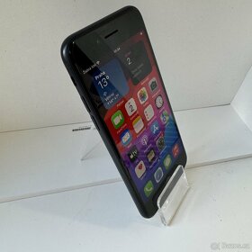 iPhone SE 2022 64GB, black (rok záruka) - 8