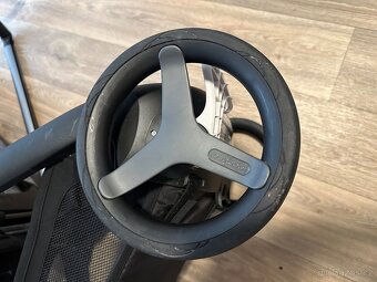 Bugaboo Dragonfly - grey - 8
