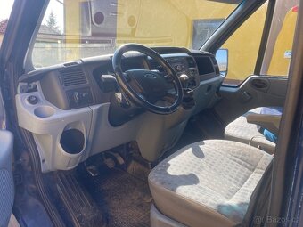Ford Transit - 8