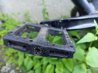 Prodám dirt bike Dartmoor two6player vel.L - 8