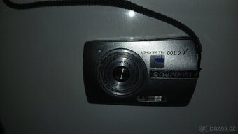 NIKON F65 + dva menší fotoaparáty - neodzkoušeno - 8