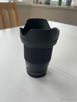 🎥 Kompletní set Sony A6400 + Sigma 16mm + Rode Wireless GO - 8