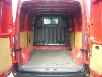 Renault Máster 2.3 DCI - 8