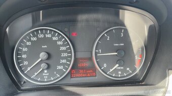 BMW 318d e90 - 8