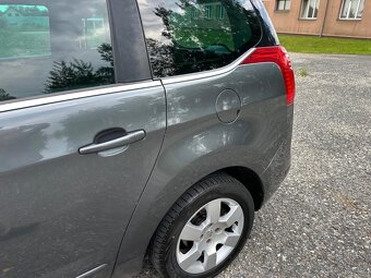 Peugeot 5008 1.6HDI 80kw - 8